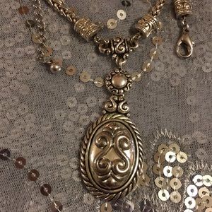 Antique-style Necklace